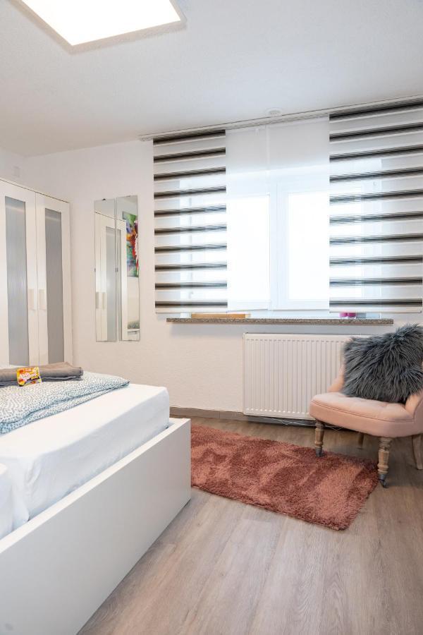 #3 Bequemes Zimmer Mit Pool Und Garten Memmingen Eksteriør bilde