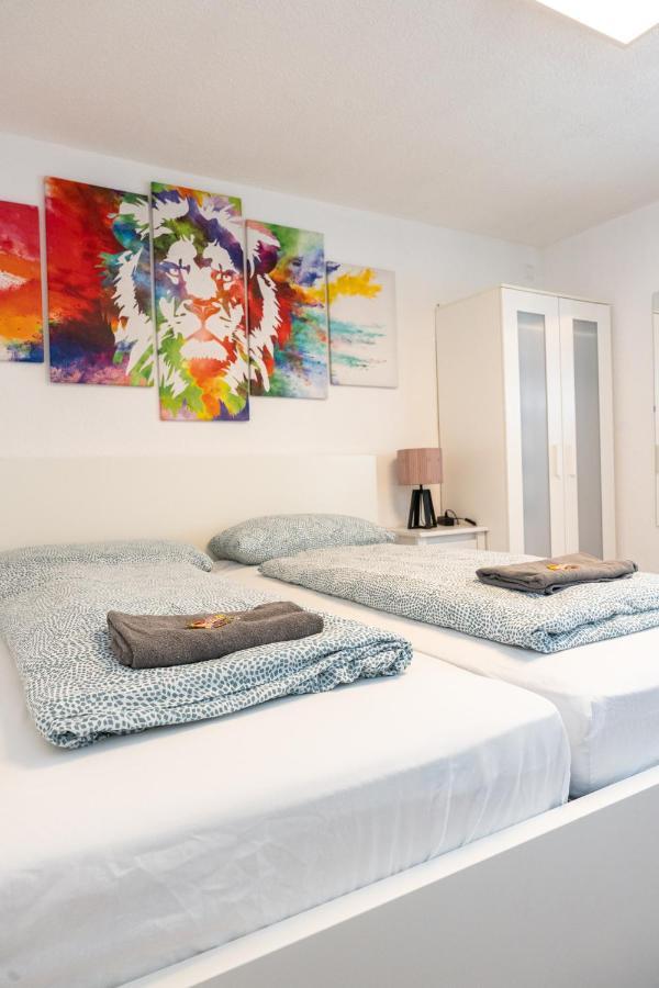 #3 Bequemes Zimmer Mit Pool Und Garten Memmingen Eksteriør bilde