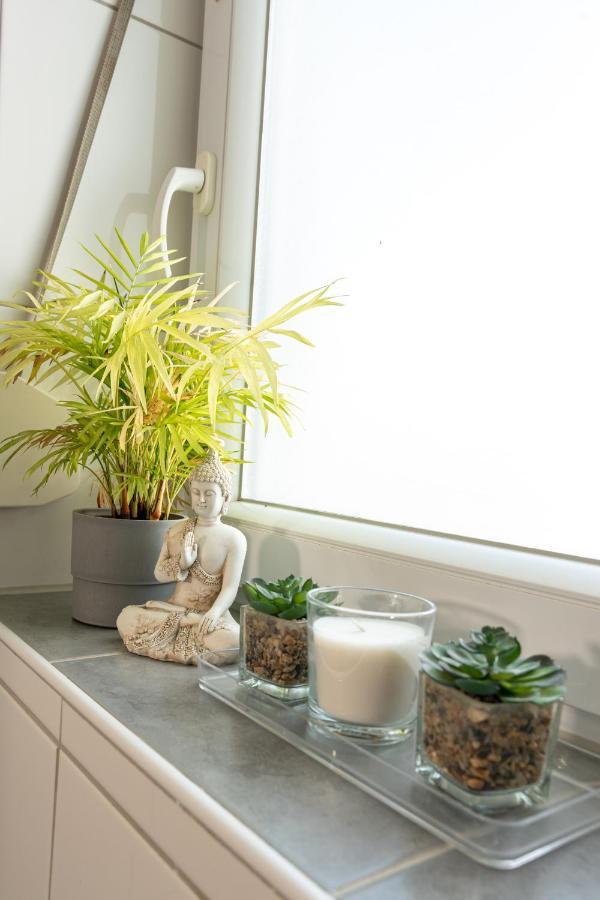 #3 Bequemes Zimmer Mit Pool Und Garten Memmingen Eksteriør bilde
