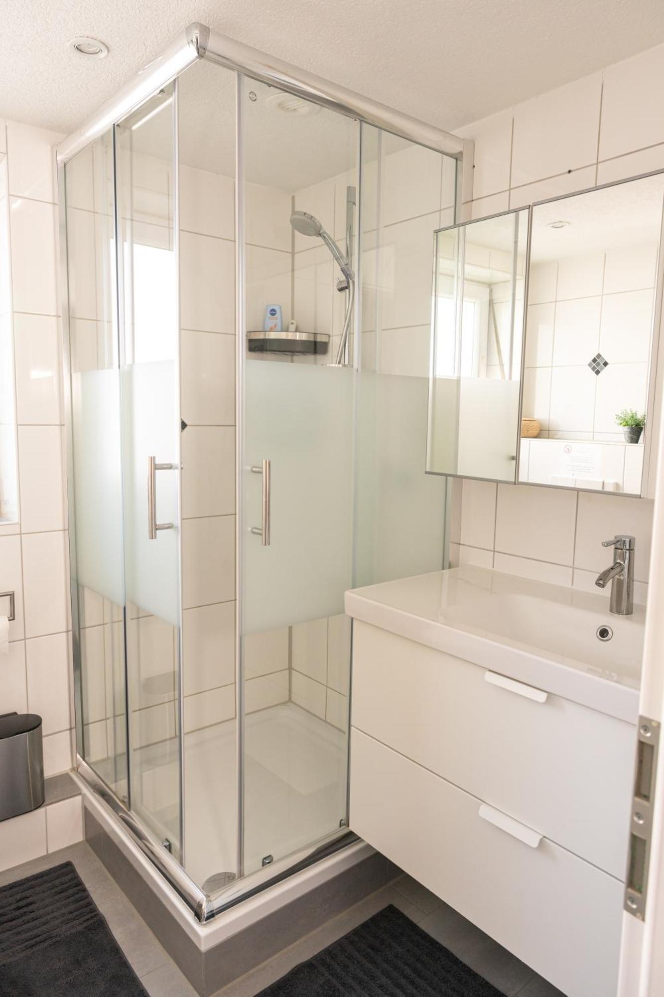#3 Bequemes Zimmer Mit Pool Und Garten Memmingen Eksteriør bilde