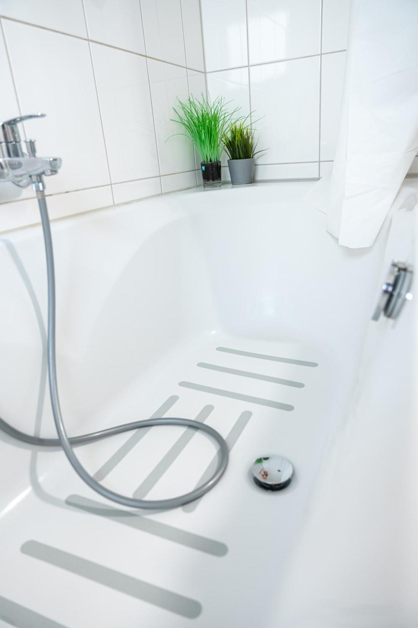 #3 Bequemes Zimmer Mit Pool Und Garten Memmingen Eksteriør bilde
